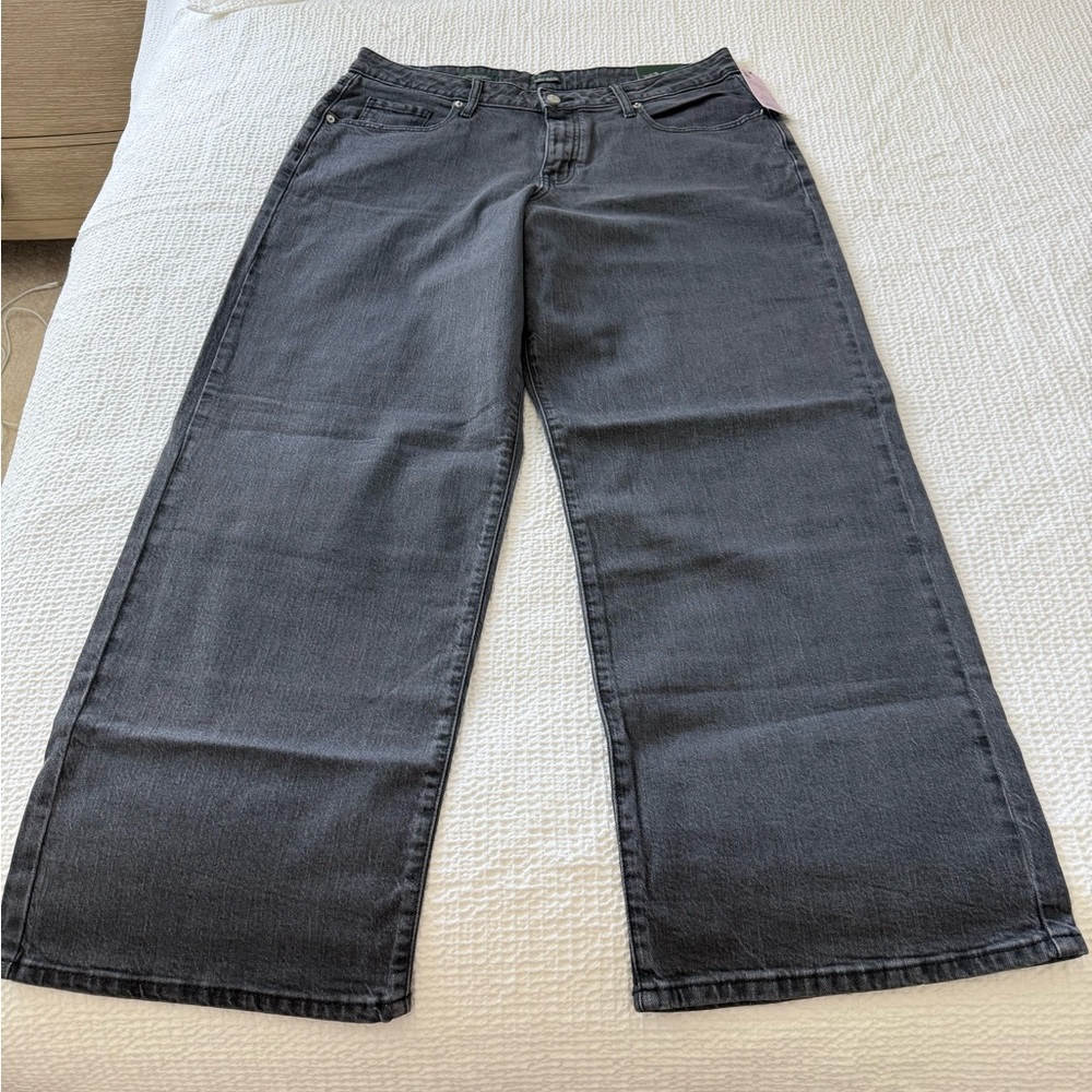 Women's Black Wide-Leg Jeans